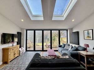 Photo 11- click for photo gallery